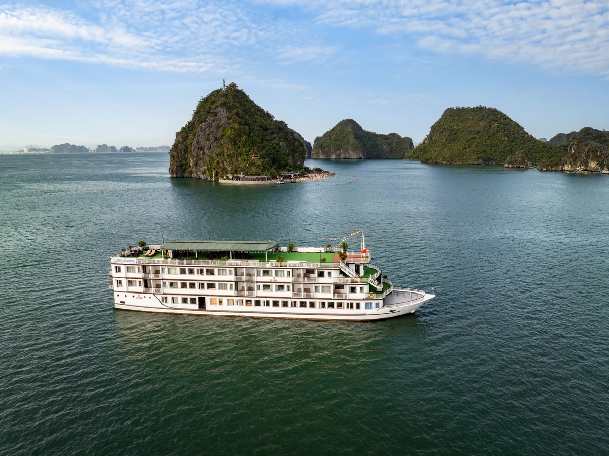 Amanda Premier Cruise  - Image 1