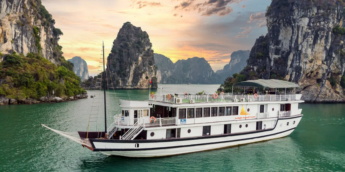 Ha Long 2 stars cruise (2 days/1 night) - Image 1