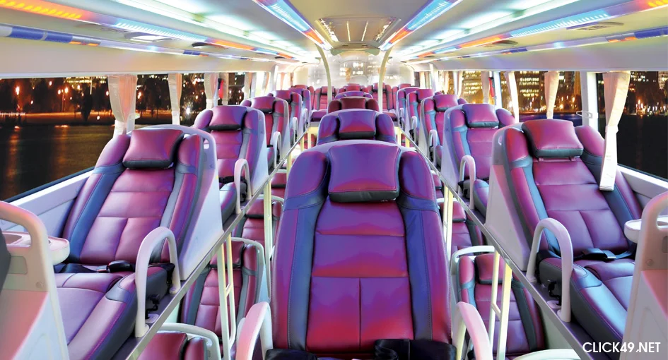 Getting the Bus to Ha Giang After Tet