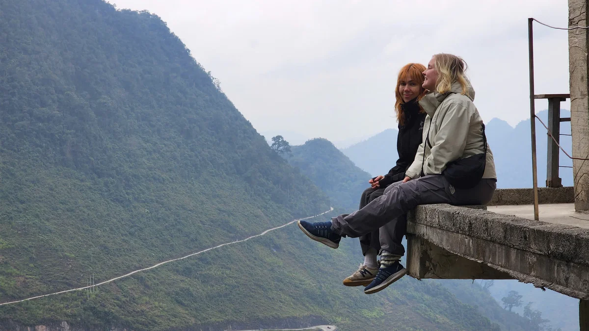 Getting the Bus to Ha Giang After Tet