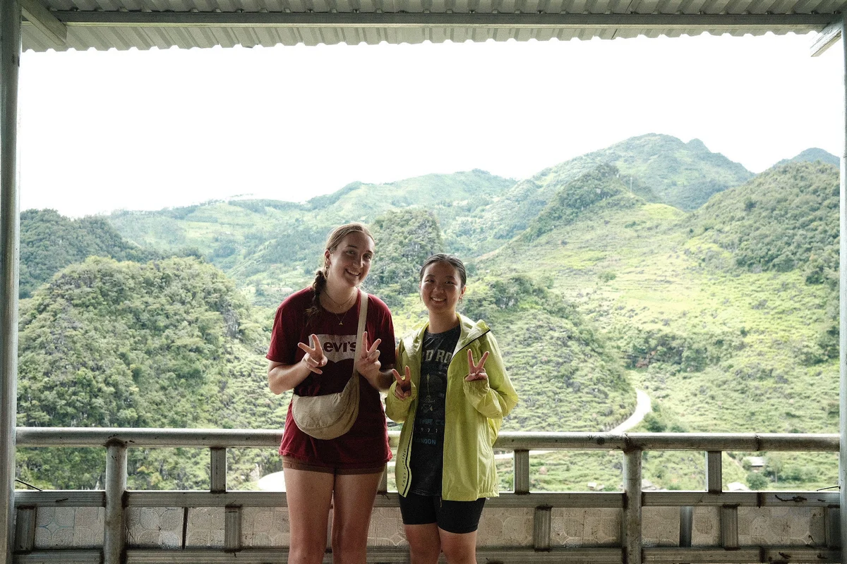 Group self riding tour