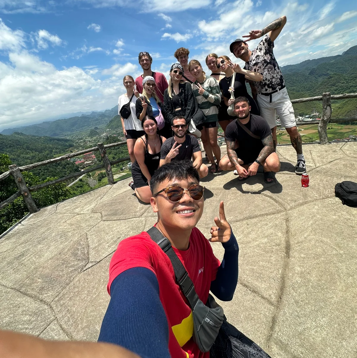 Complete itinerary for the ha giang loop group shot