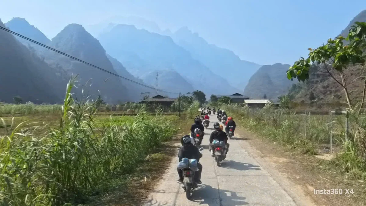 Sunshine on the Ha Giang Loop