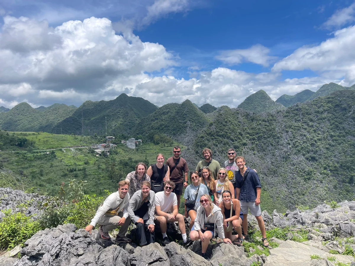 Bong Hostel Ha Giang Loop Tour group booking