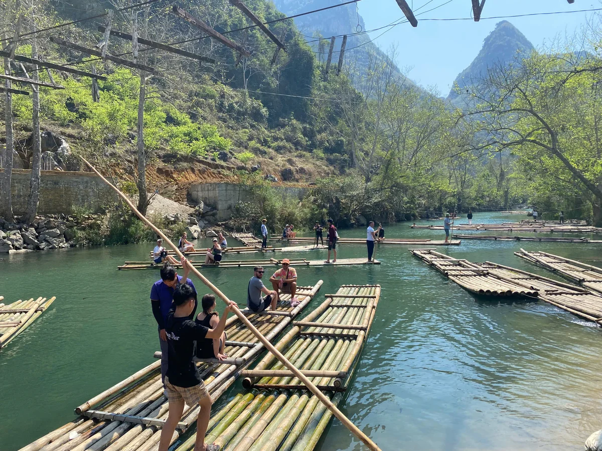 Stunning scenery on the Ha Giang Loop with Bong Hostel