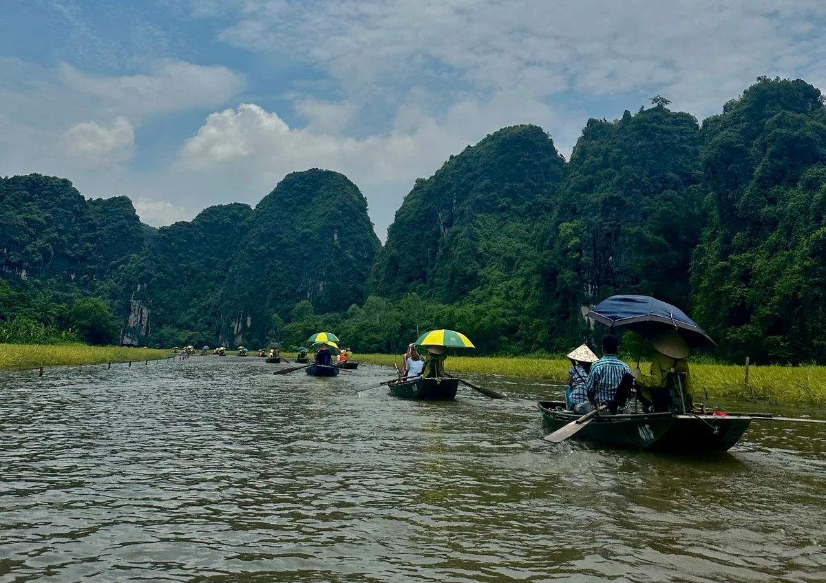 Take a Day Trip to Ninh Binh with Bông Hostel