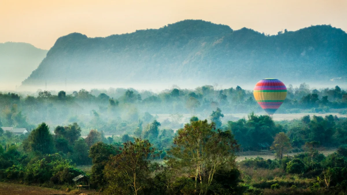 Hot air balloon in Vang Vieng, Laos