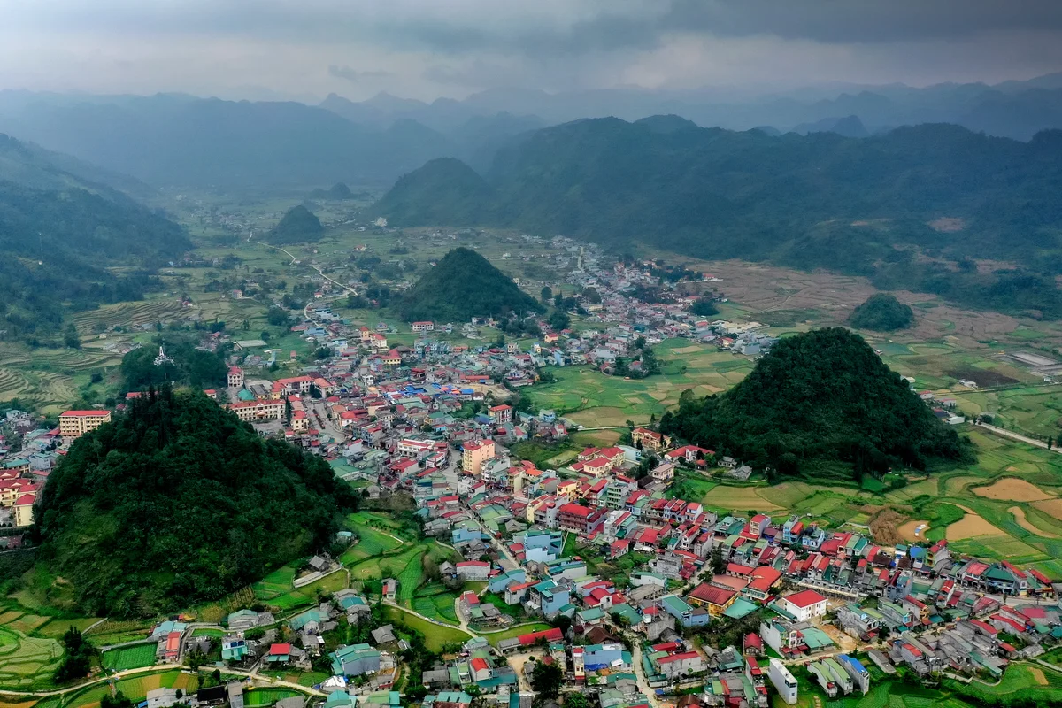 Choose Bong Hostel to see Culture on the Ha Giang Loop