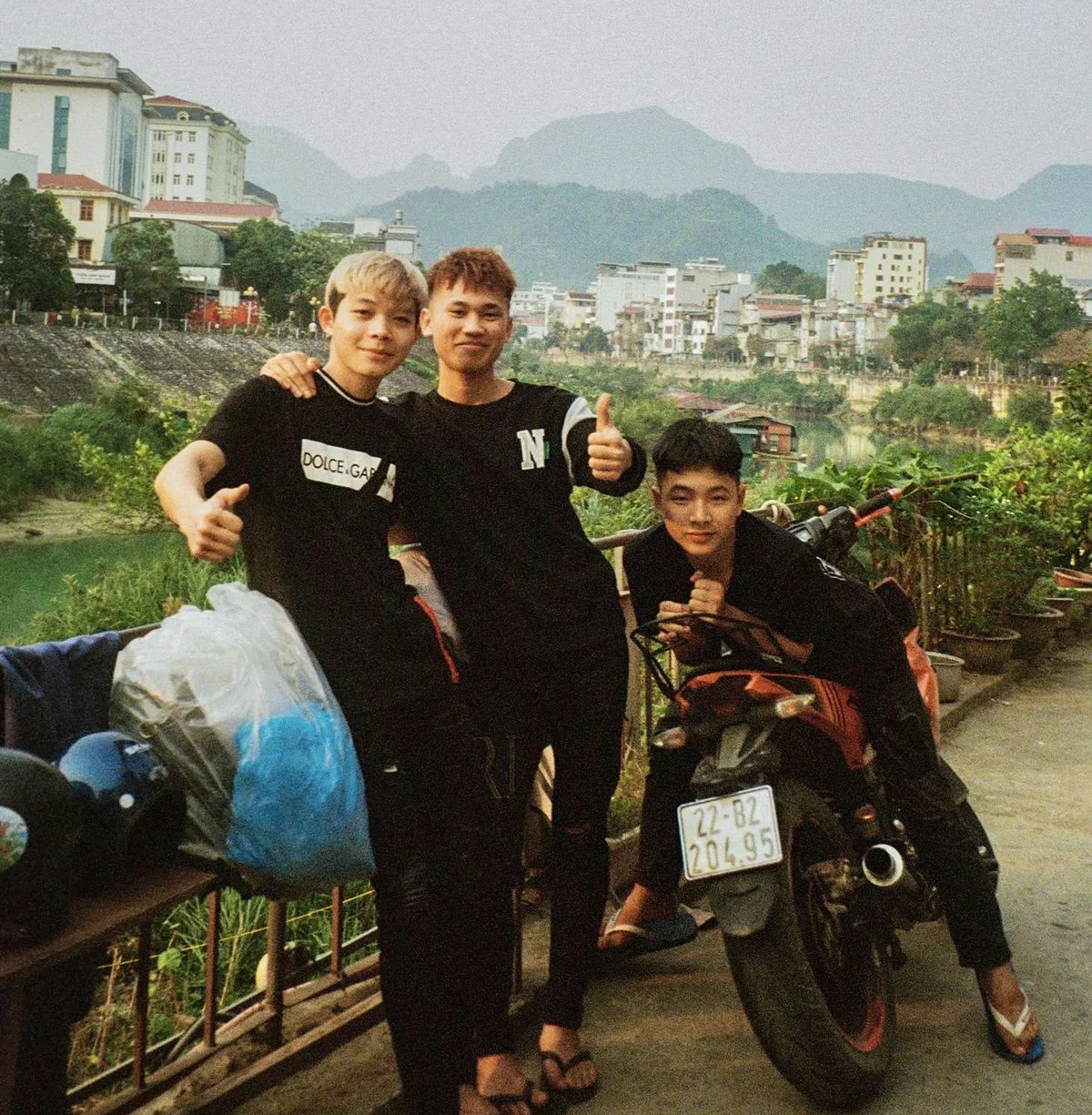 The Bong Ha Giang Hostel Team