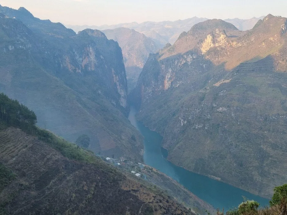 Ma Pi Leng - Nho Que river