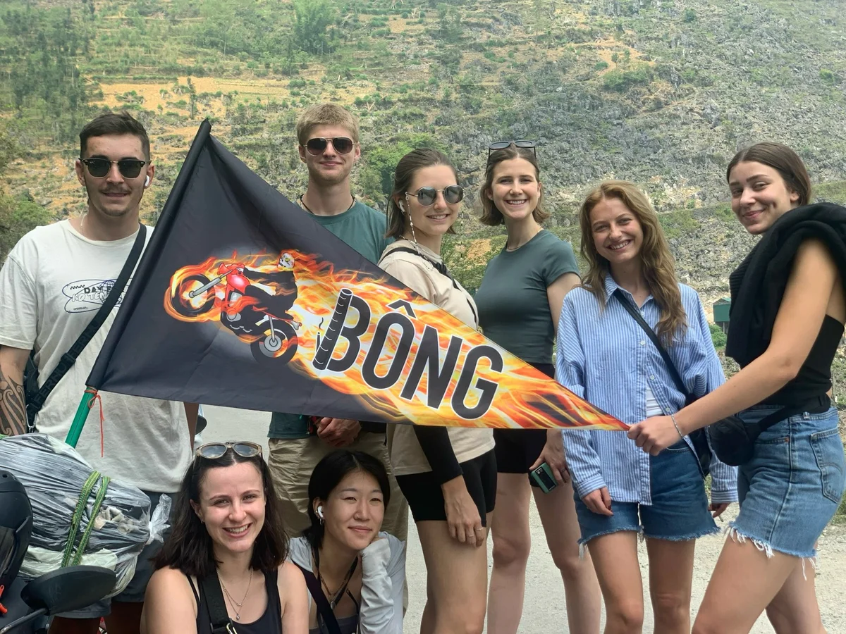 Bong hostel ha giang loop tour