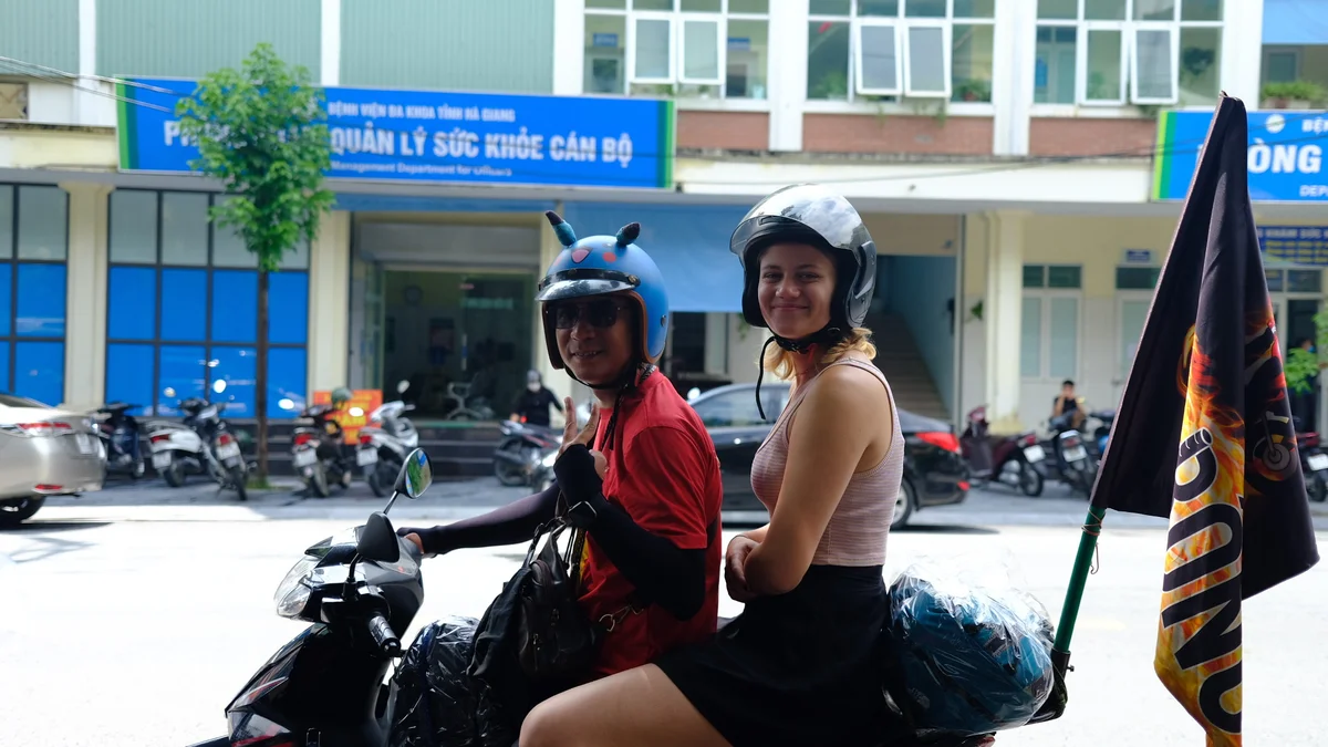 Bong Hostel's Ha Giang Loop Tour Leader: Alviss 