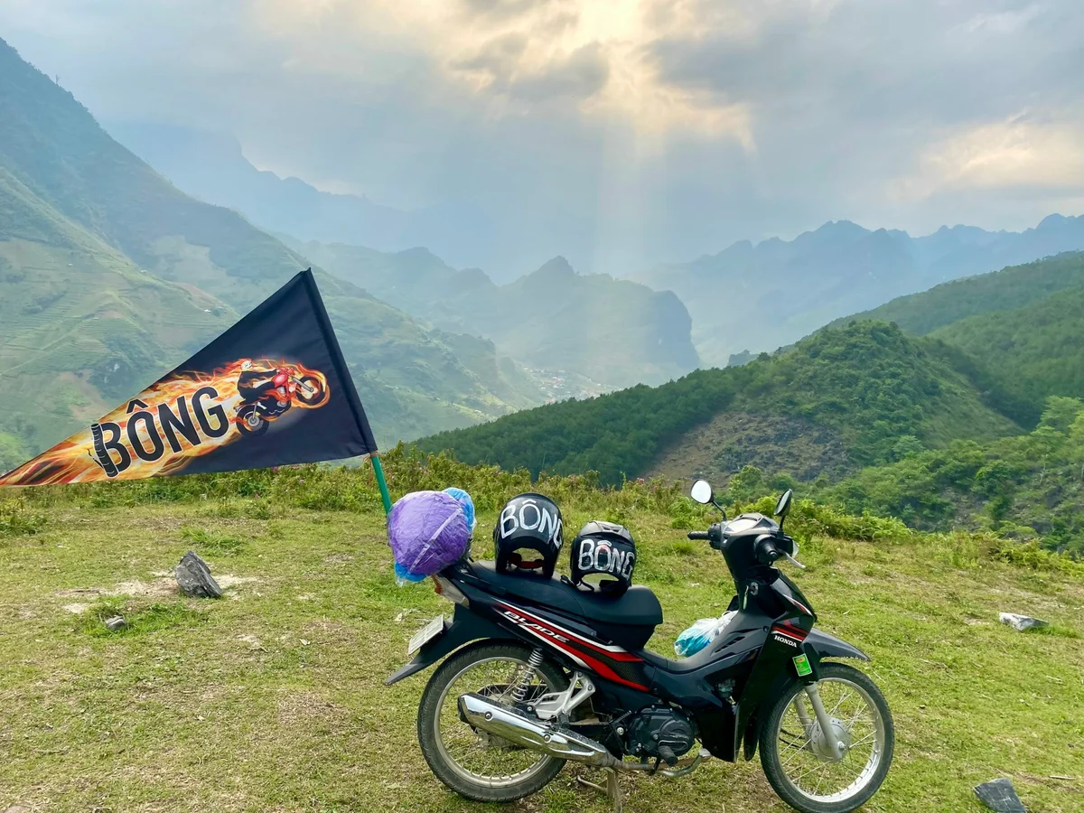 Bong Hostel flag on the Ha Giang Loop