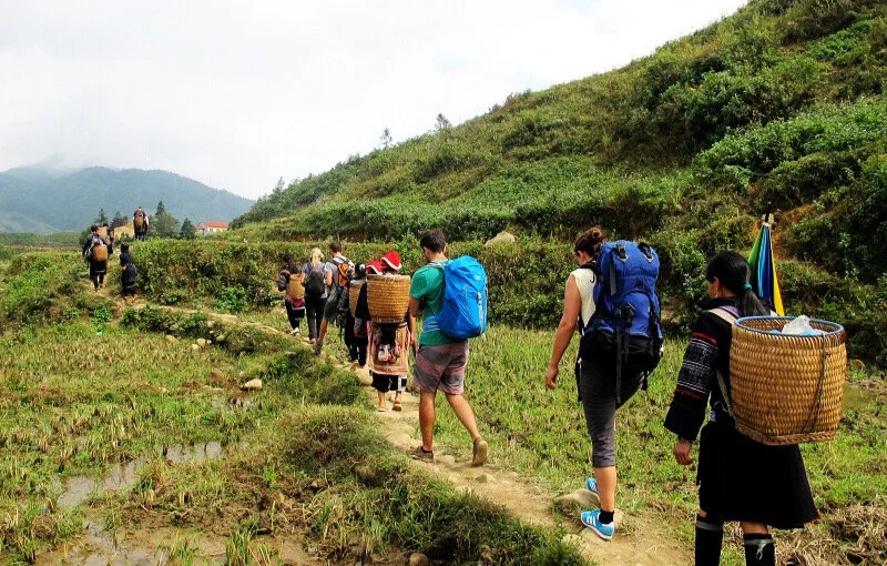 People trekking