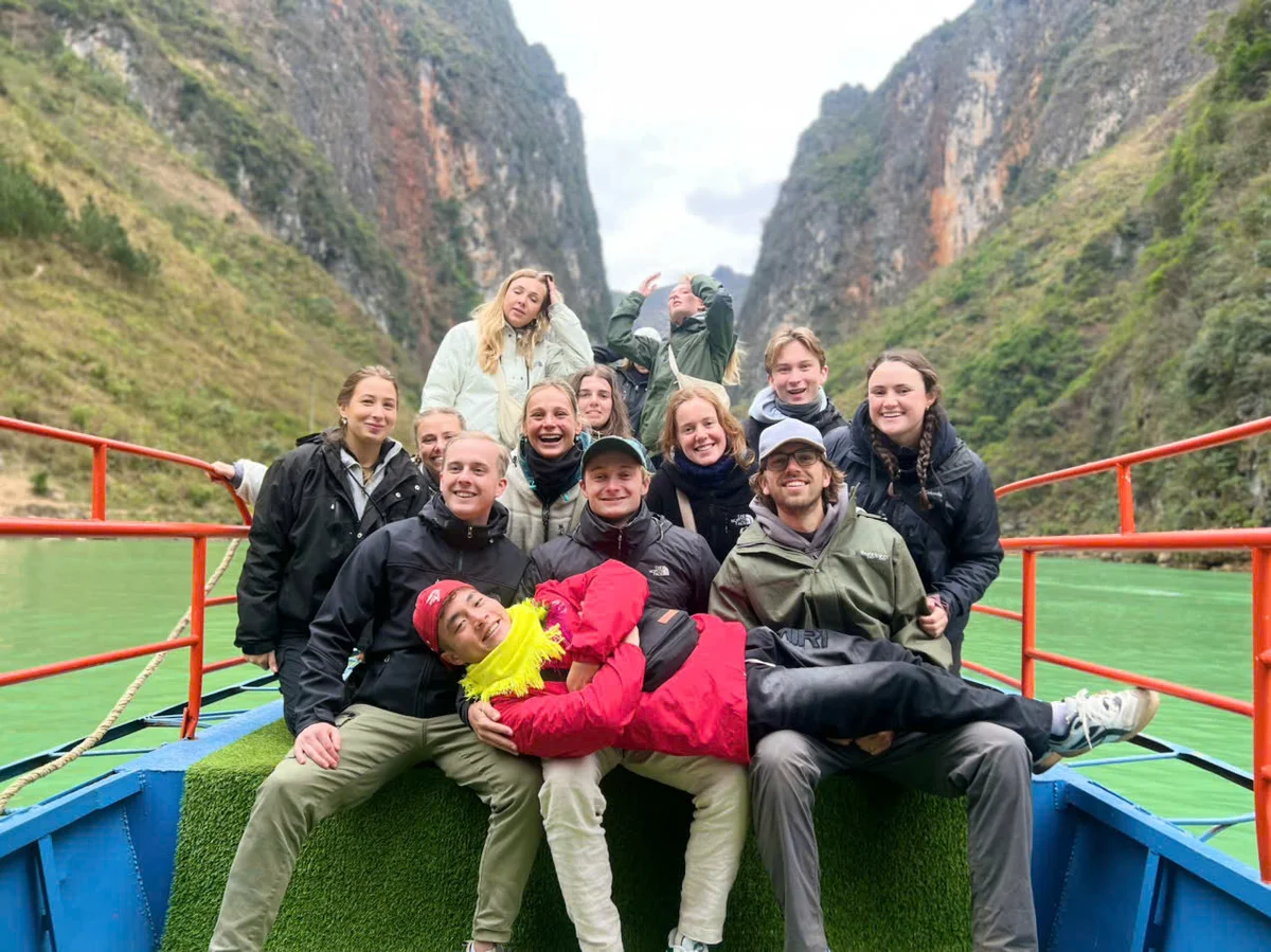 Ha Giang Loop group tour group picture with Bong Hostel