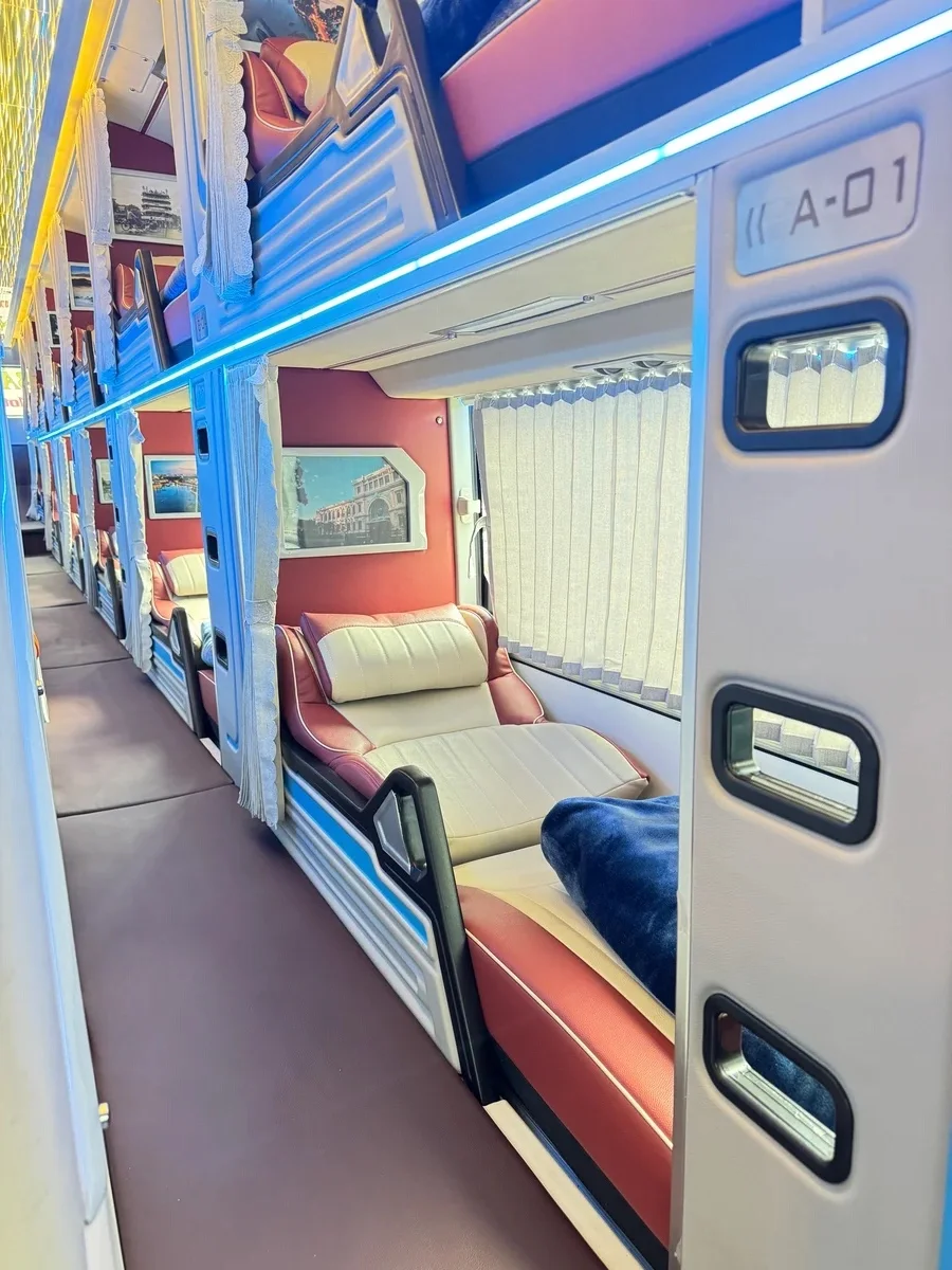 Regular sleeper bus (3 rows, bunk bed) - Image 4