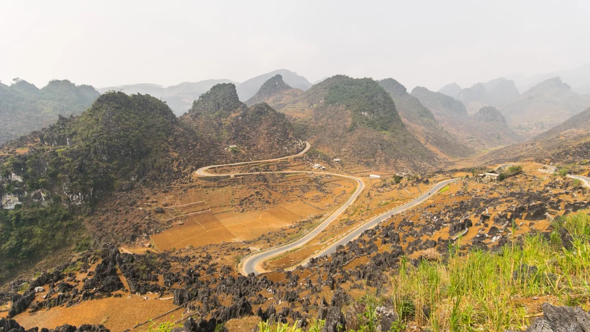 Day 2: DU GIA – MEO VAC