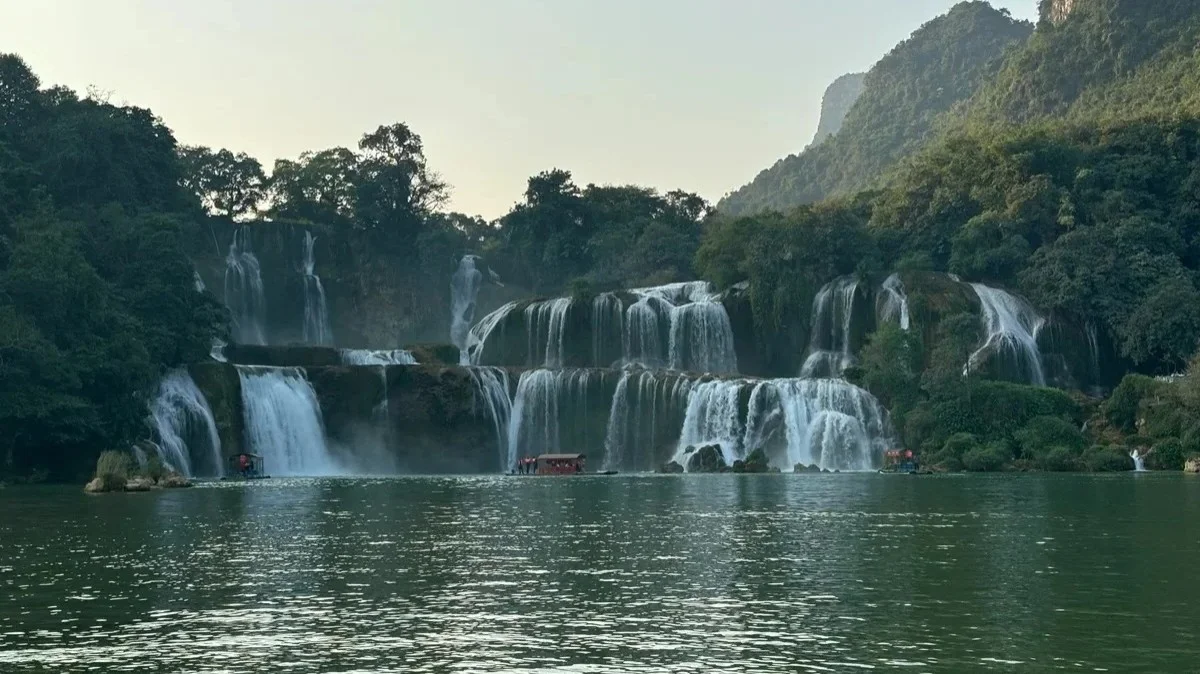 Day 5: Ban Gioc Waterfall – Nguom Ngao Cave – Eye of God Mountain – Cao Bang City