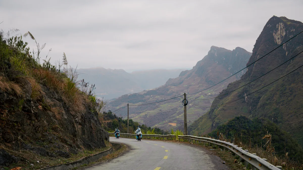 Day 2: Yen Minh – Dong Van – Meo Vac (110 km)