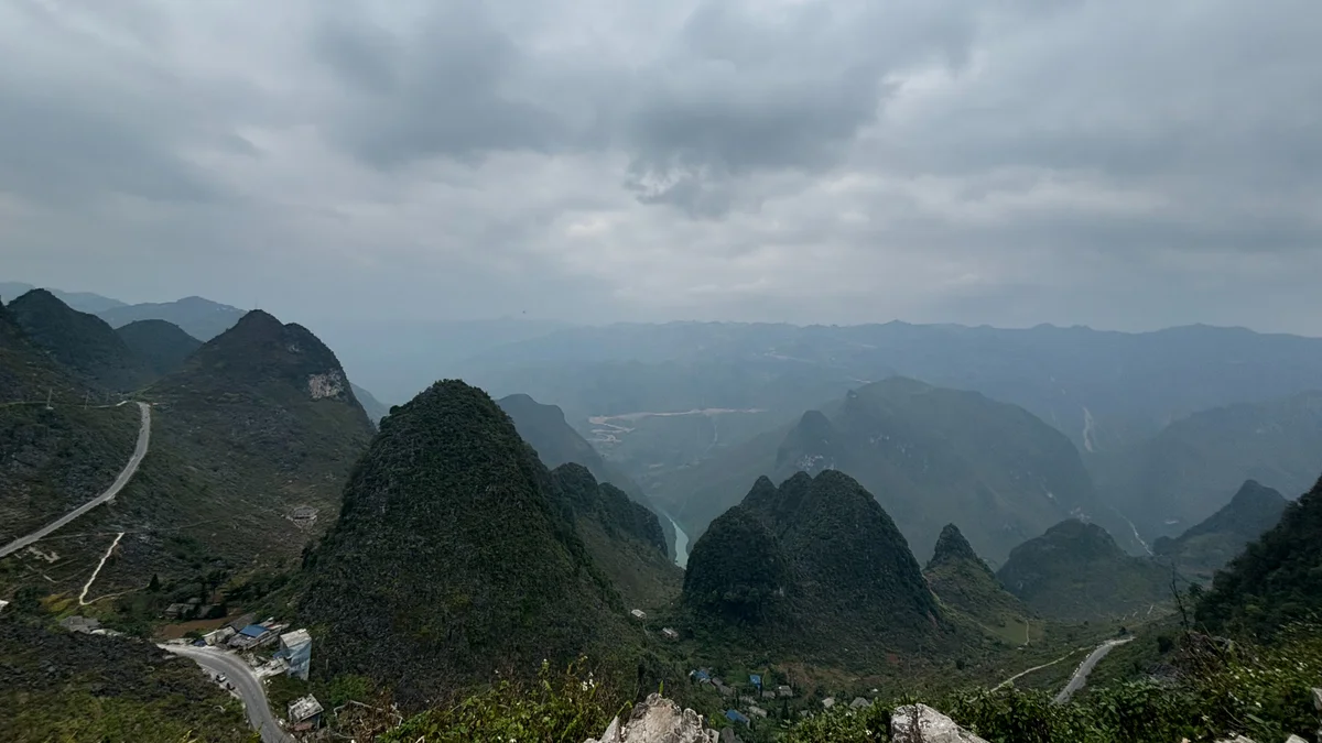 Day 1: Ha Giang – Bac Sum Pass – Heaven’s Gate – Lung Tam – Yen Minh