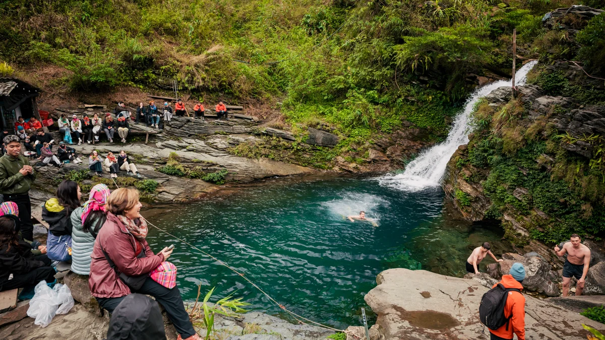 Day 4: Du Gia – Bong Ha Giang (100 km)