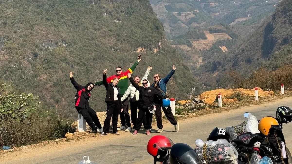 Day 2: Yen Minh – Tham Ma Pass – Ma Pi Leng Pass – Meo Vac