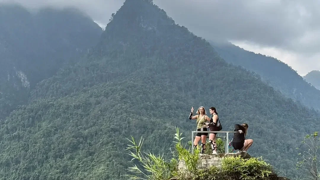 The Backpacker Route: Ha Giang – Sapa – Cat Ba (8 Days 7 Nights)